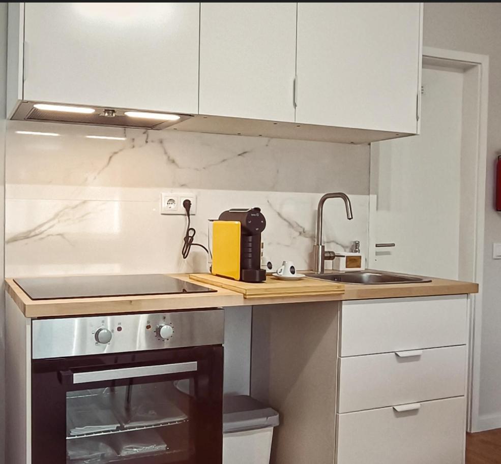 Alameda Apartments 特罗法 外观 照片